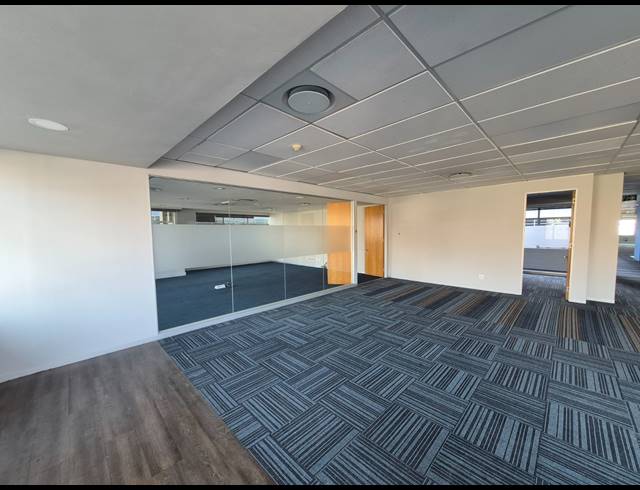 969M² OFFICE TO LET IN SANDTON CENTRAL